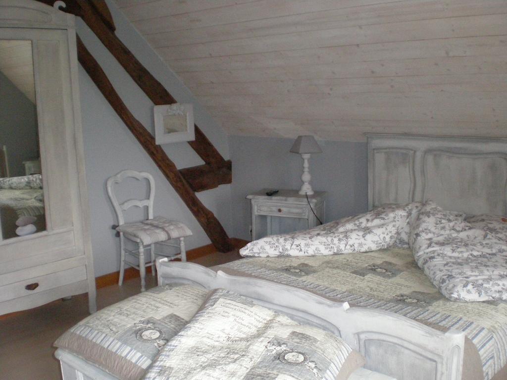 La Maison Du L.A.C. Simard Szoba fotó